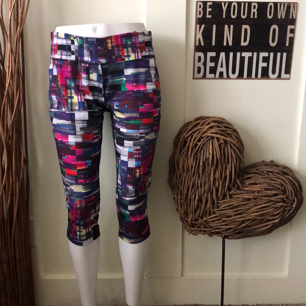 Danskin Fitted multi color yoga pants